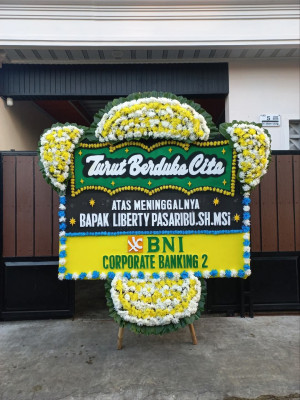 Papan Bunga Duka di Maratua